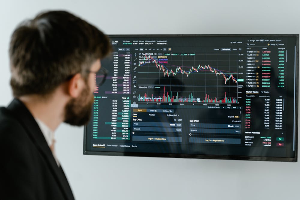 Trading EUR/USD with Mean Reversion Strategies